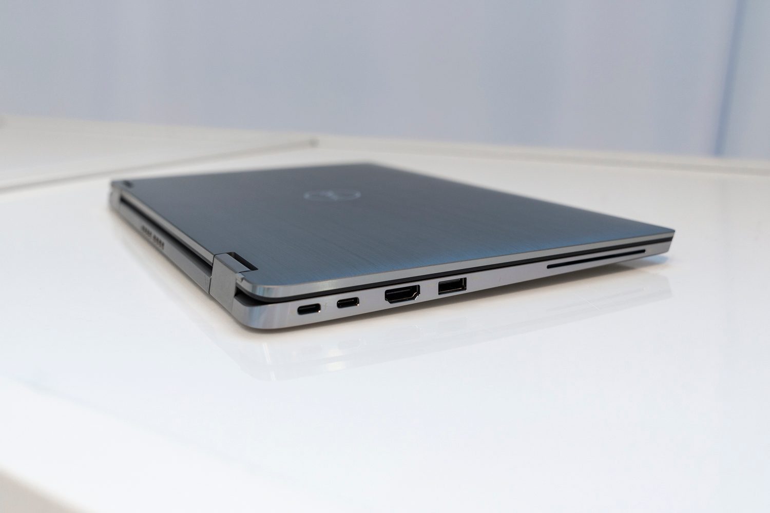 dell latitude 7400 2 in 1 laptop 19