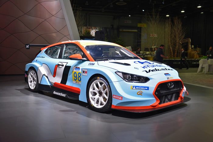 hyundai veloster n tcr imsa dt detroit 2 700x467 c