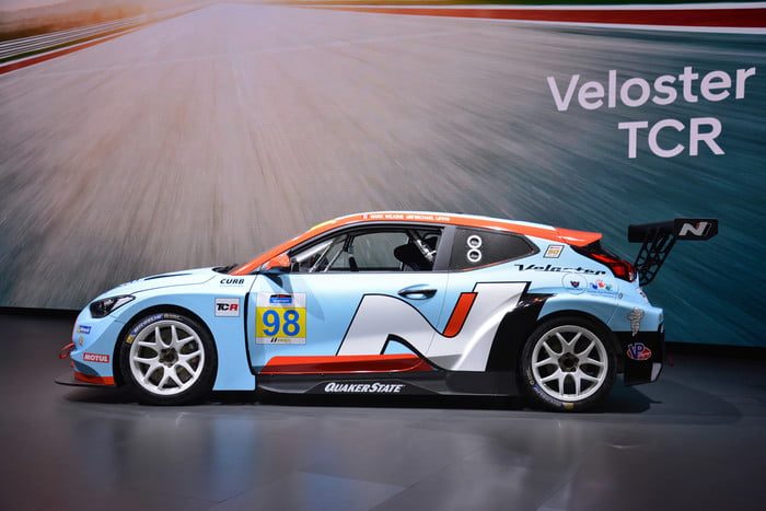 hyundai veloster n tcr imsa dt detroit 4 700x467 c