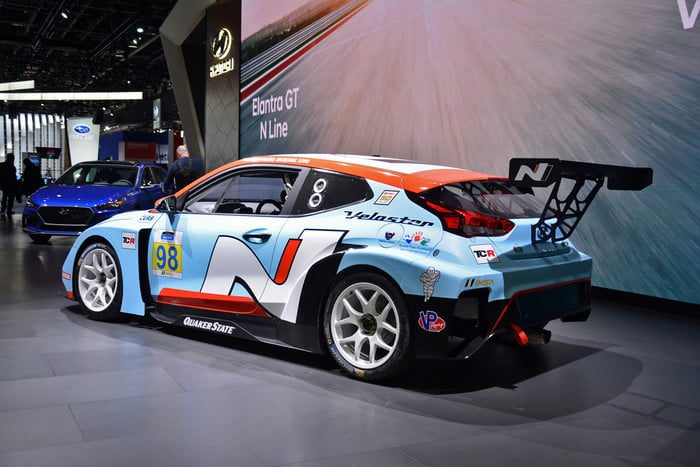 hyundai veloster n tcr imsa dt detroit 6 700x467 c