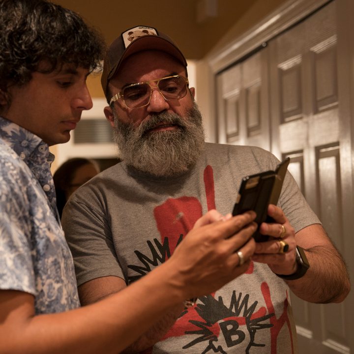 pelicula glass paco delgado vestuario production still 7