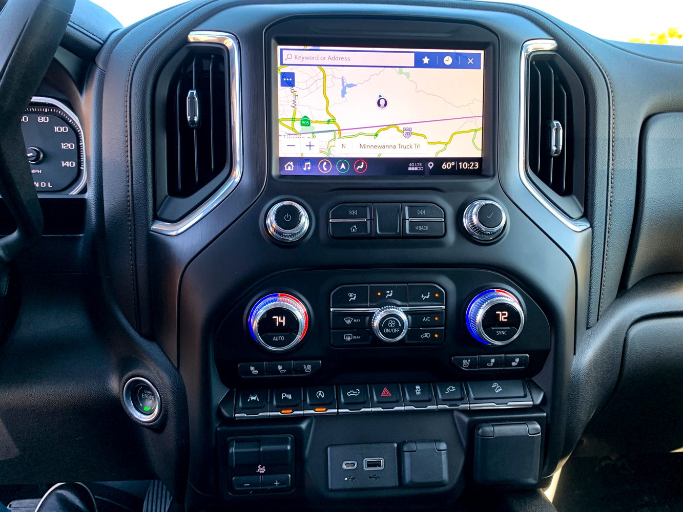 manejando gmc sierra at4 2019 4