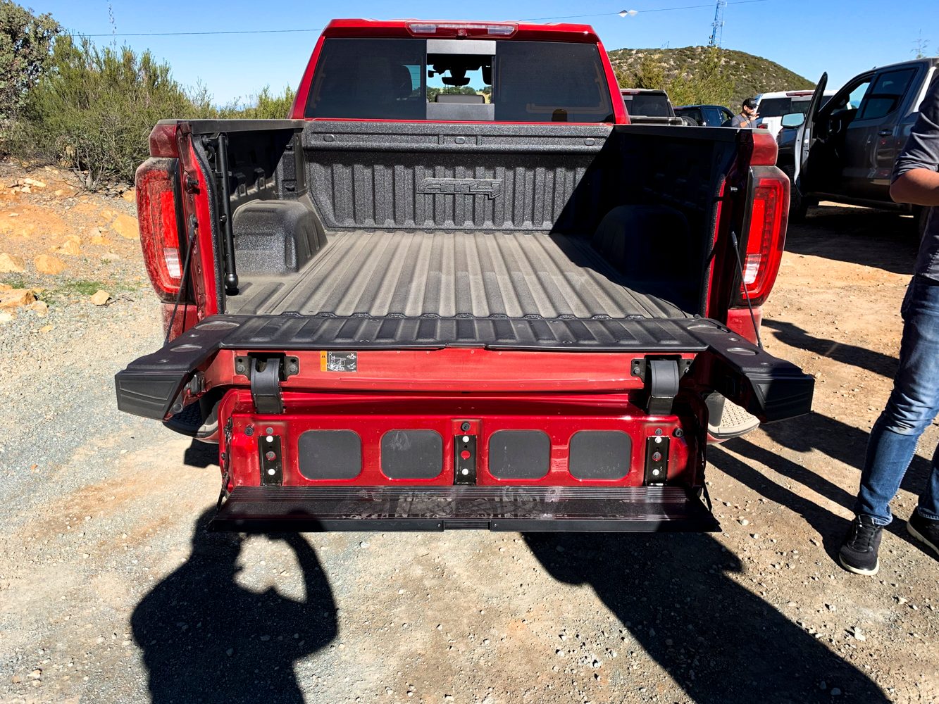 manejando gmc sierra at4 2019 7