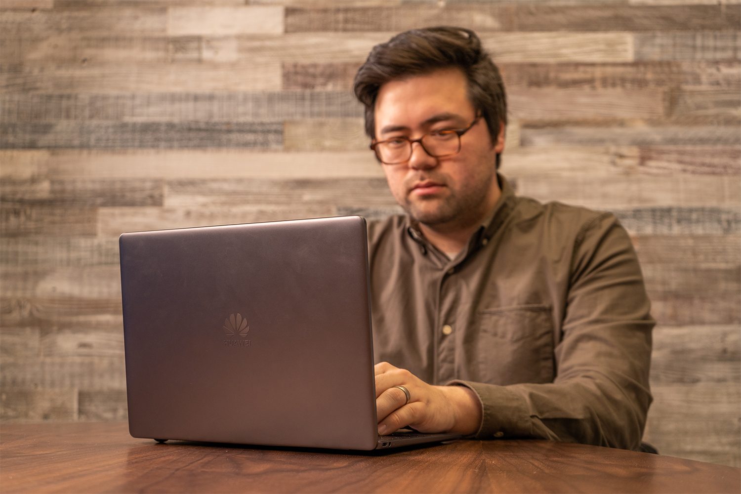 revision matebook 13 2019 huawei 12