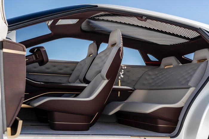 infiniti qx inspiration suv electrica concept 11 700x467 c