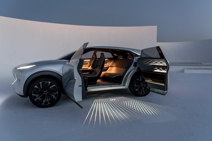 infiniti qx inspiration suv electrica concept 6 700x467 c