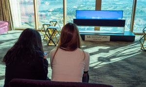 lg en ces 2019 rollable oled feature