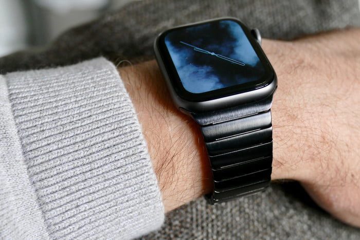 mejores correas apple watch wiplabs band black metal 700x467 c