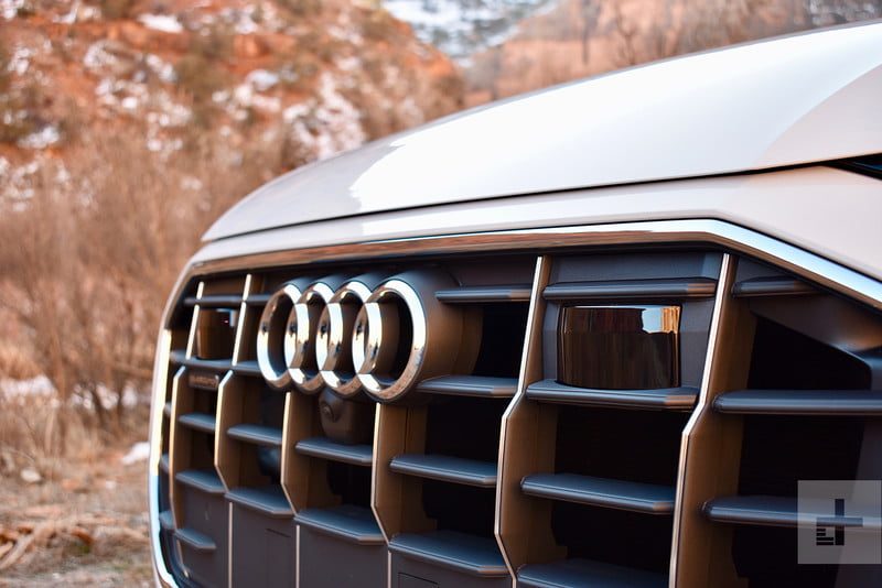 revision audi q8 2019 review se 27 800x534 c