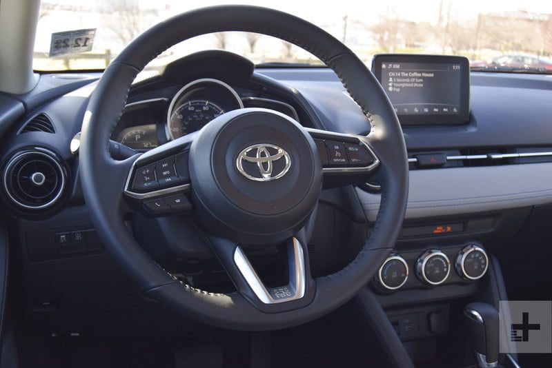 revision toyota yaris xle 2019 sedan review 6855 800x534 c