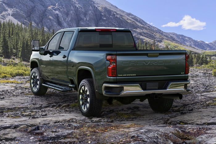 chevrolet silverado hd 2020 2 2500 lt 700x467 c