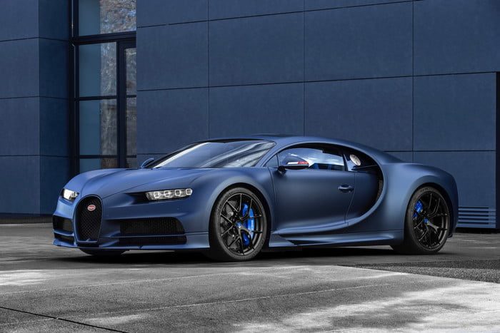 bugatti 110 aniversario chiron 61p0574 700x467 c