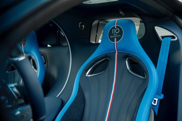 bugatti 110 aniversario chiron 61p0810 700x467 c
