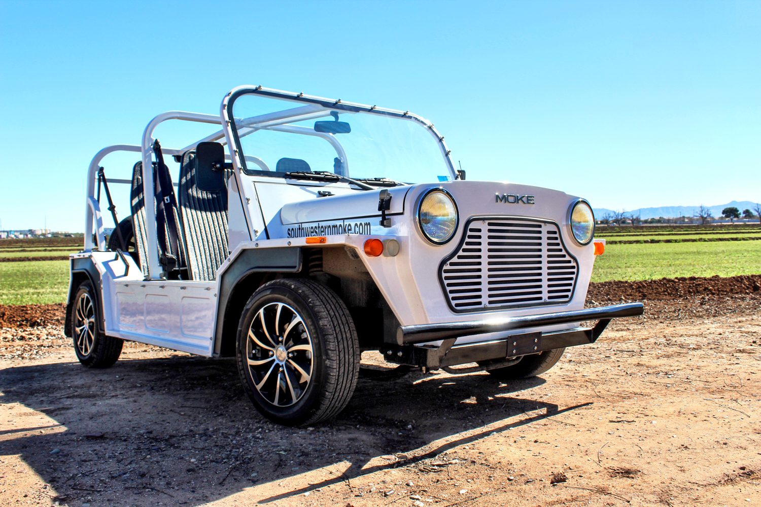 detras del volante emoke electrico e moke car 7