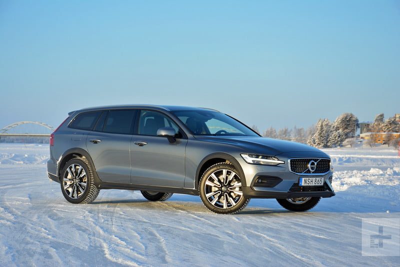 revision volvo v60 cross country rg 2020 11 800x534 c
