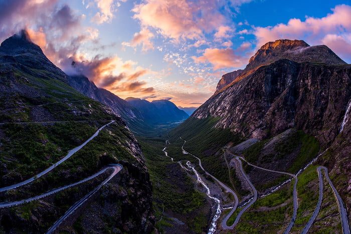 fotografia drones trollstigen trolls path in sunset 700x467 c