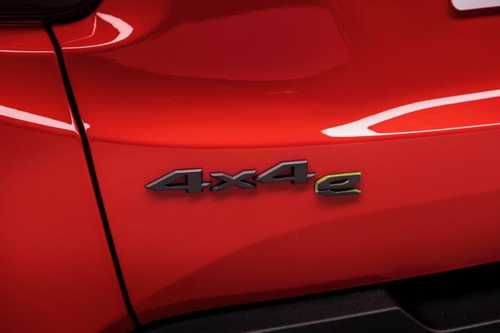 jeep renegade compass hibrido enchufable 190305 plug in hybrid 4ml227a918aqfjtmc2ccgvcj2ib 700x467 c