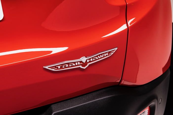 jeep renegade compass hibrido enchufable 190305 plug in hybrid 5pmic9p81dbc1dhr6mhpnbb1135 700x467 c