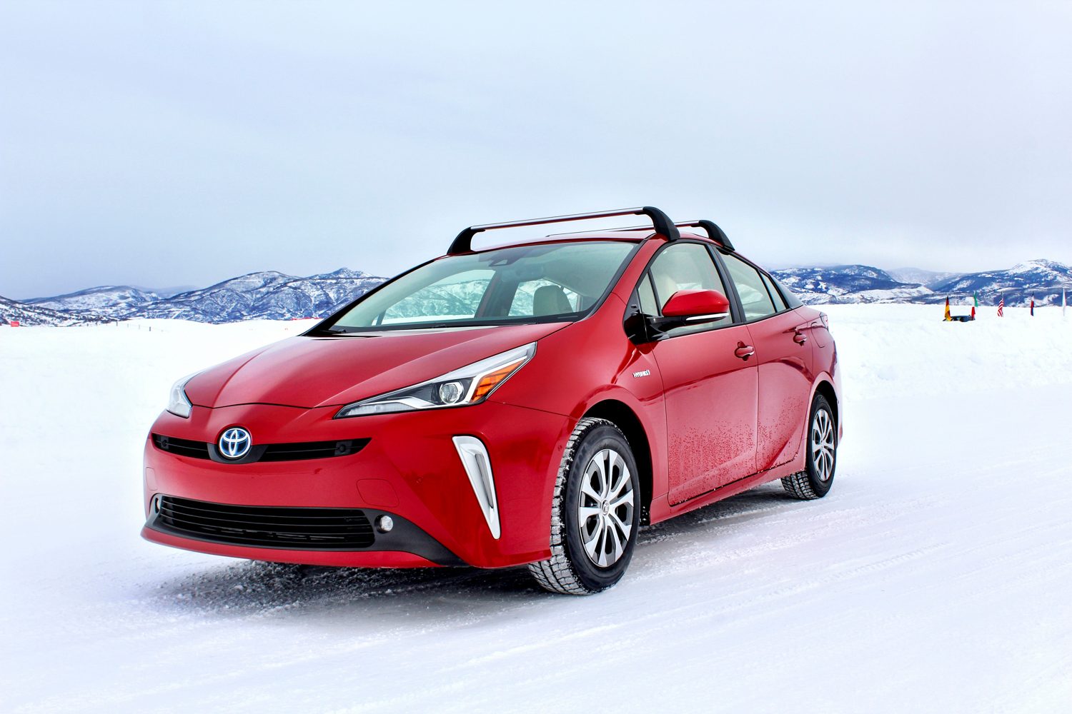 manejamos el toyota prius awd e en la nieve 2019 26