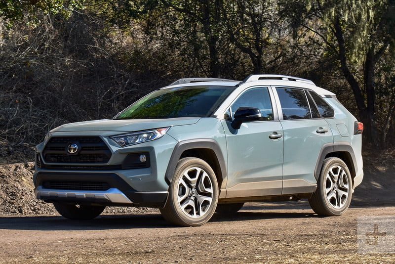 revision toyota rav4 2019 review 1v2 800x534 c