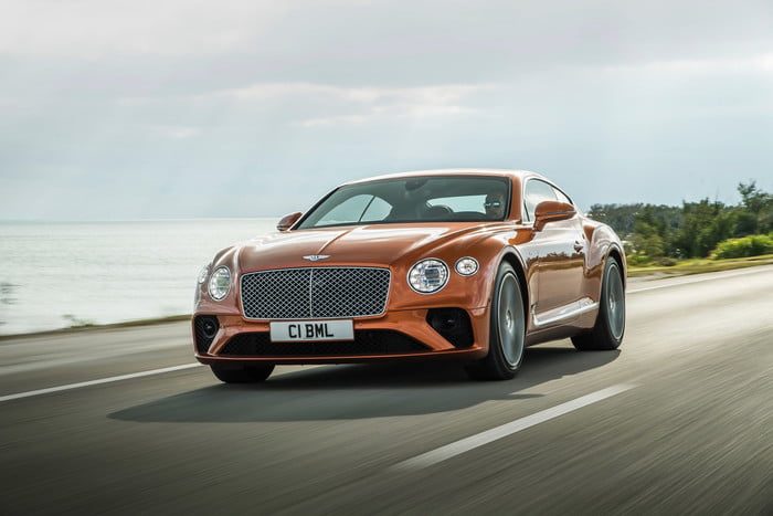 bentley continental gt v8 2 700x467 c