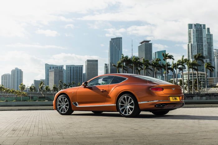 bentley continental gt v8 7 2 700x467 c