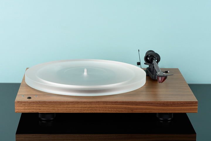 El tocadiscos Pro-Ject Debut Carbon ofrece el mejor sonido