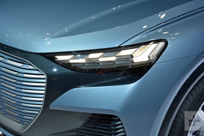 audi q4 e tron suv 2020 dt geneva 2019 2 700x467 c