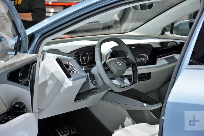 audi q4 e tron suv 2020 dt geneva 2019 9 700x467 c