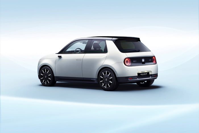 honda prototype e automovil electrico world premiere at geneva international m 2 700x467 c