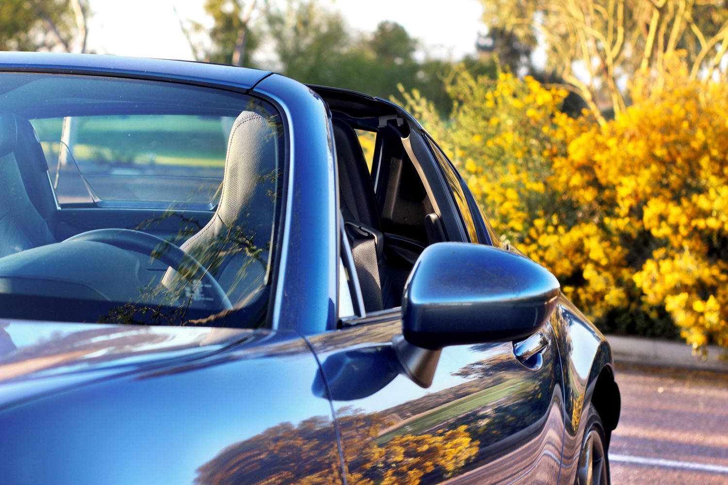 al volante del mazda mx 5 miata 2019 20