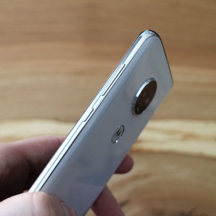 revision moto g7 review 15