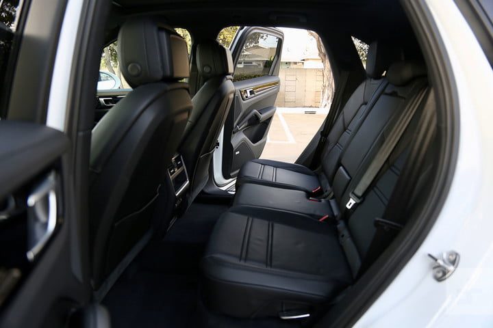 revision suv porsche cayenne 2019 review 4 720x720