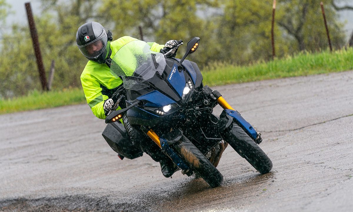 impresiones yamaha niken gt 2019 action 1 700x467 c