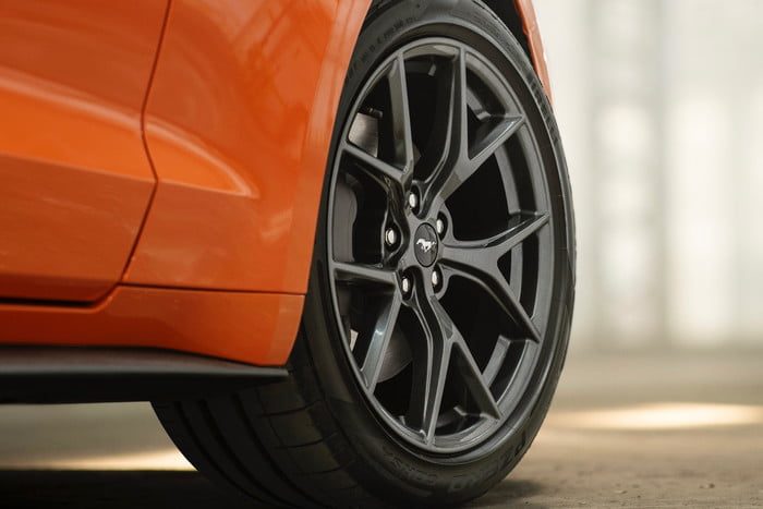 ford mustang ecoboost 2020 high performance package 5 700x467 c