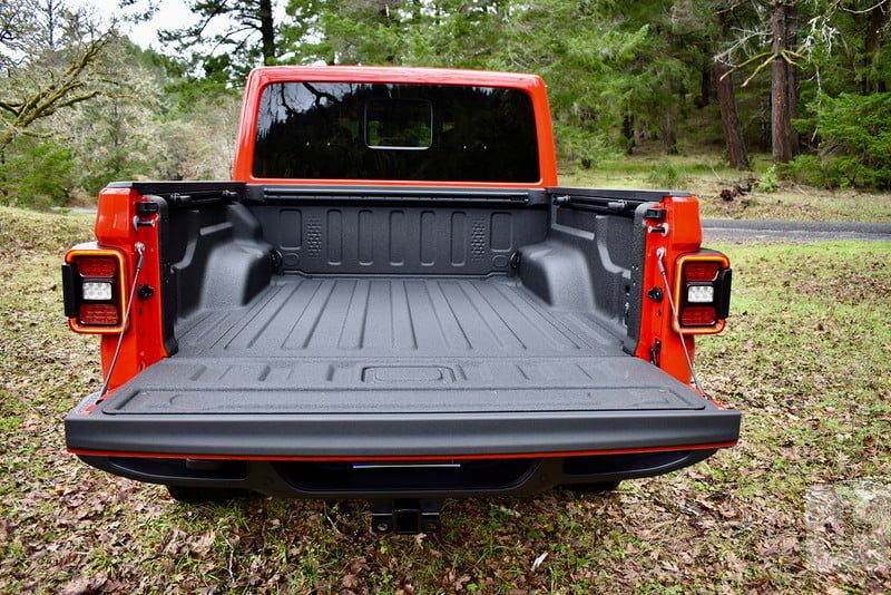 revision jeep gladiator 2020 17 800x534 c