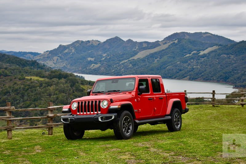 revision jeep gladiator 2020 27 800x534 c