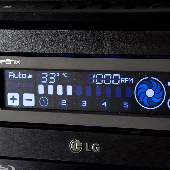 Display LED de una computadora de escritorio para medir la temperatura de la CPU