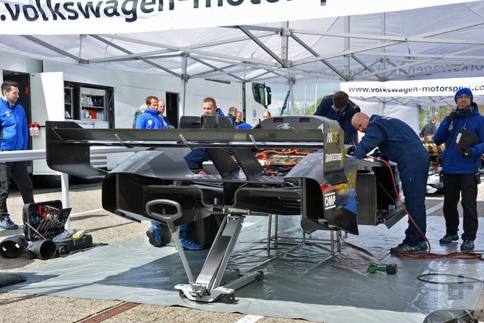 volkswagen idr nurburgring nordschleife dt id r ring 425 6 700x467 c