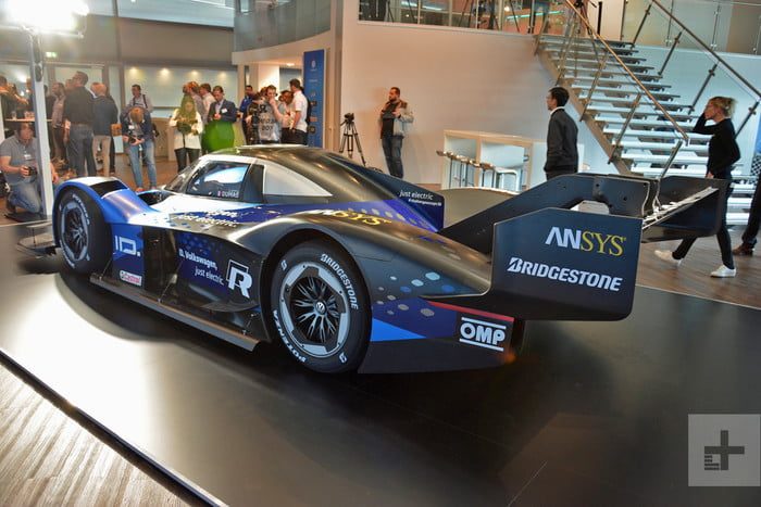 volkswagen idr nurburgring nordschleife dt id r ring live 5 700x467 c