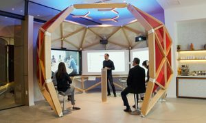 microsoft cambiara la oficina exclusive interview surface hub 2