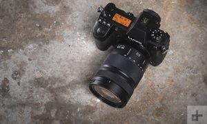 Panasonic Lumix S1R vs. Nikon Z7