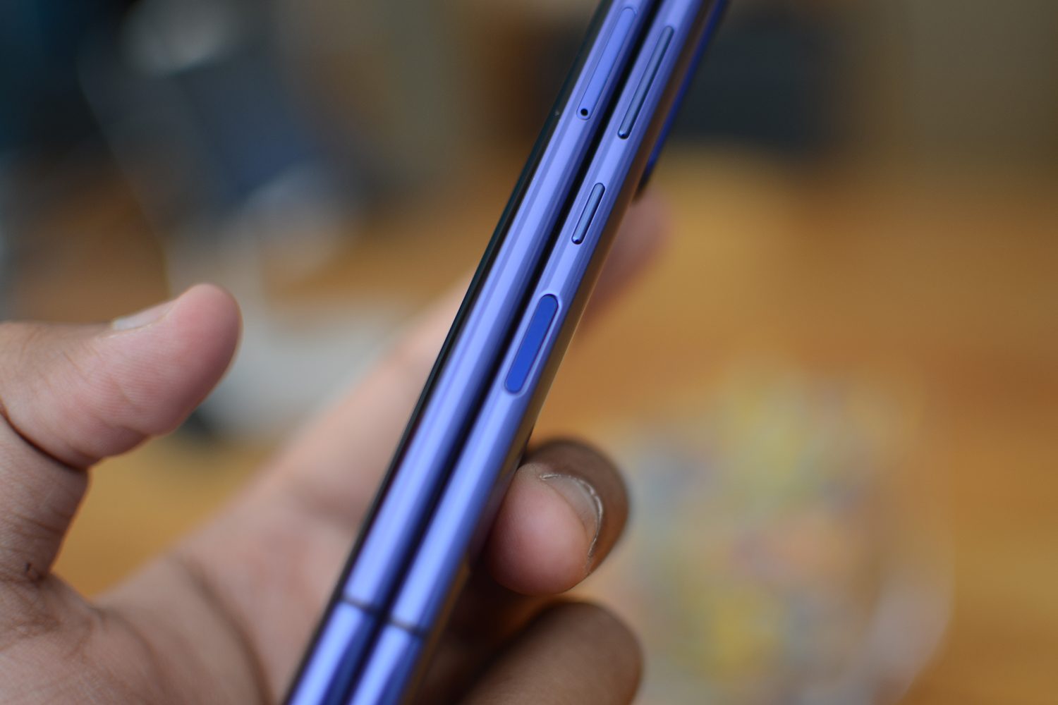 revision samsung galaxy fold review 14