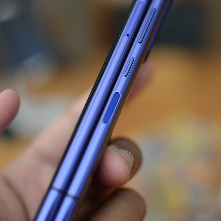 revision samsung galaxy fold review 14