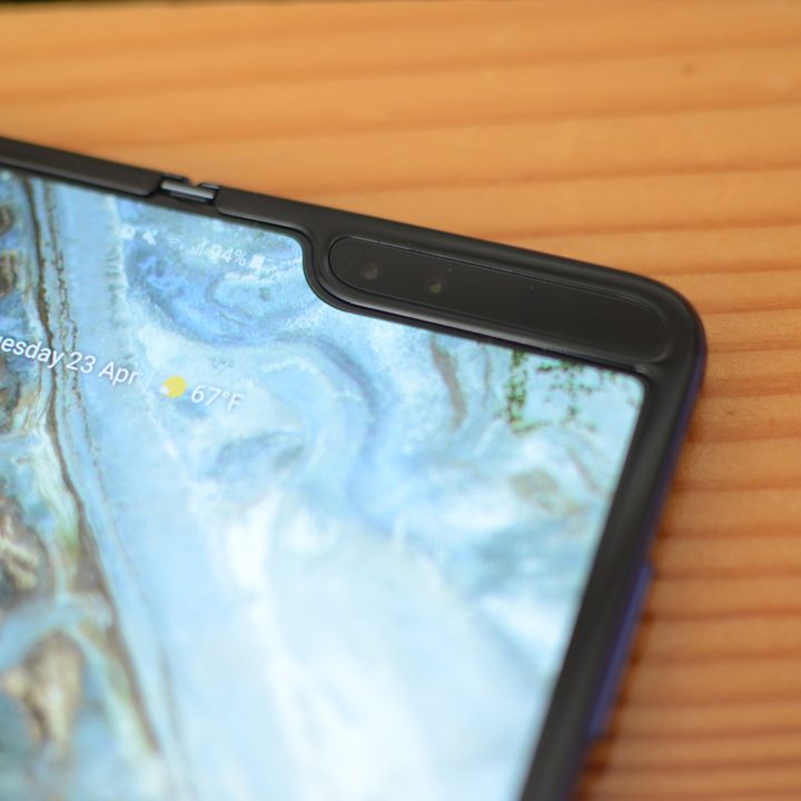 revision samsung galaxy fold review 8