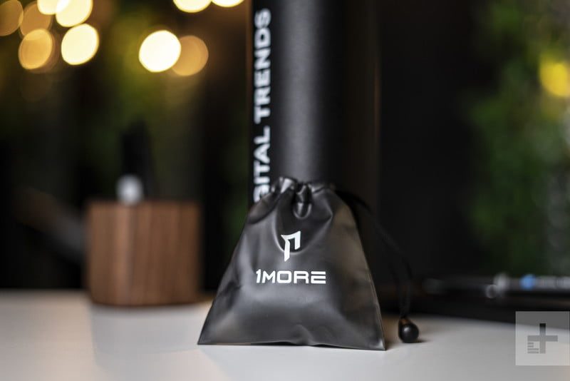 revision 1more stylish 1moore review 8068 800x534 c