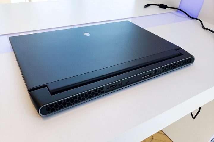 Alienware 17