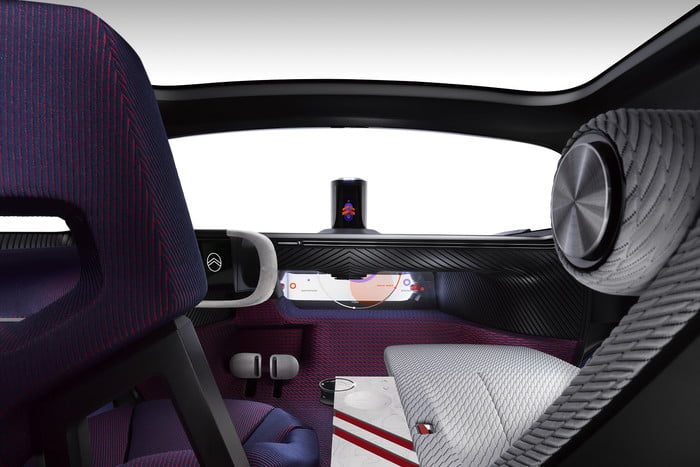 citroen centenario auto futurista base de donnee astuce productions 25 700x467 c