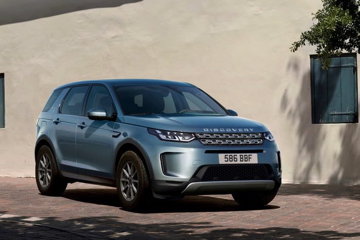 land rover discovery sport 2020 hyperfocal 0 65 700x467 c