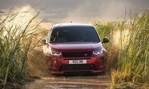land rover discovery sport 2020 lrds20myoffroadnd210519002 700x467 c
